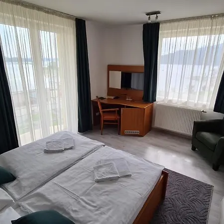 Guest house Port Club & Restaurant