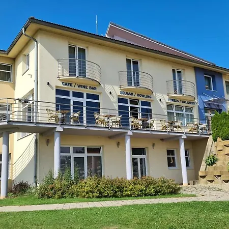 Port Club & Restaurant Gasthuis