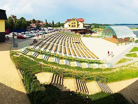 Port Club & Restaurant Guest house