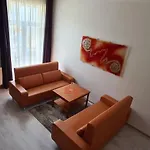 招待所 Port Club & Restaurant 3*