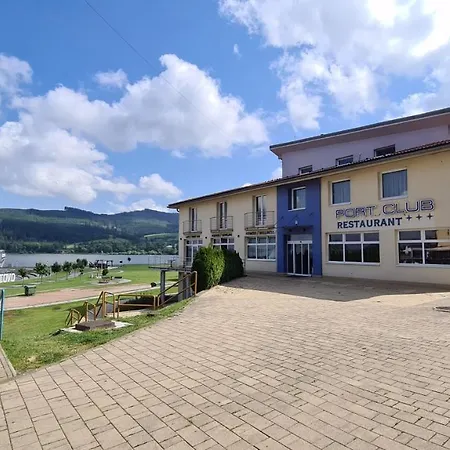 Port Club & Restaurant Námestovo