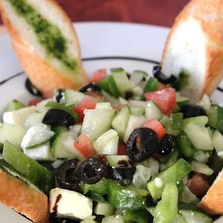 Penzion Port Club & Restaurant 3*