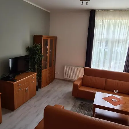 Гостевой дом Port Club & Restaurant Наместово