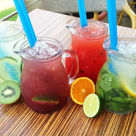 Port Club & Restaurant 3*