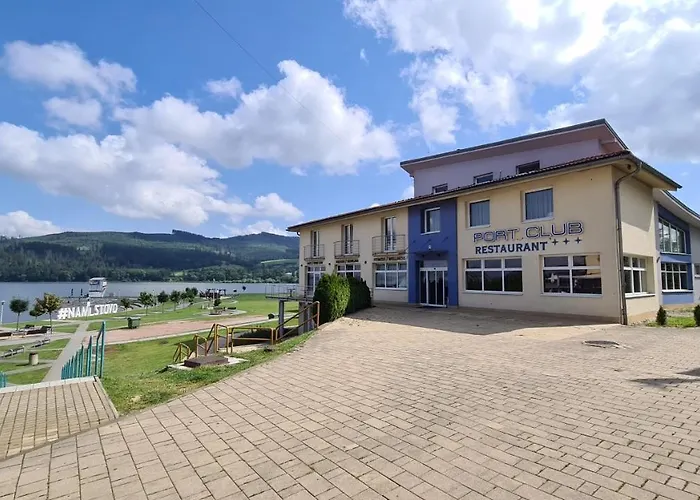 Port Club & Restaurant Námestovo